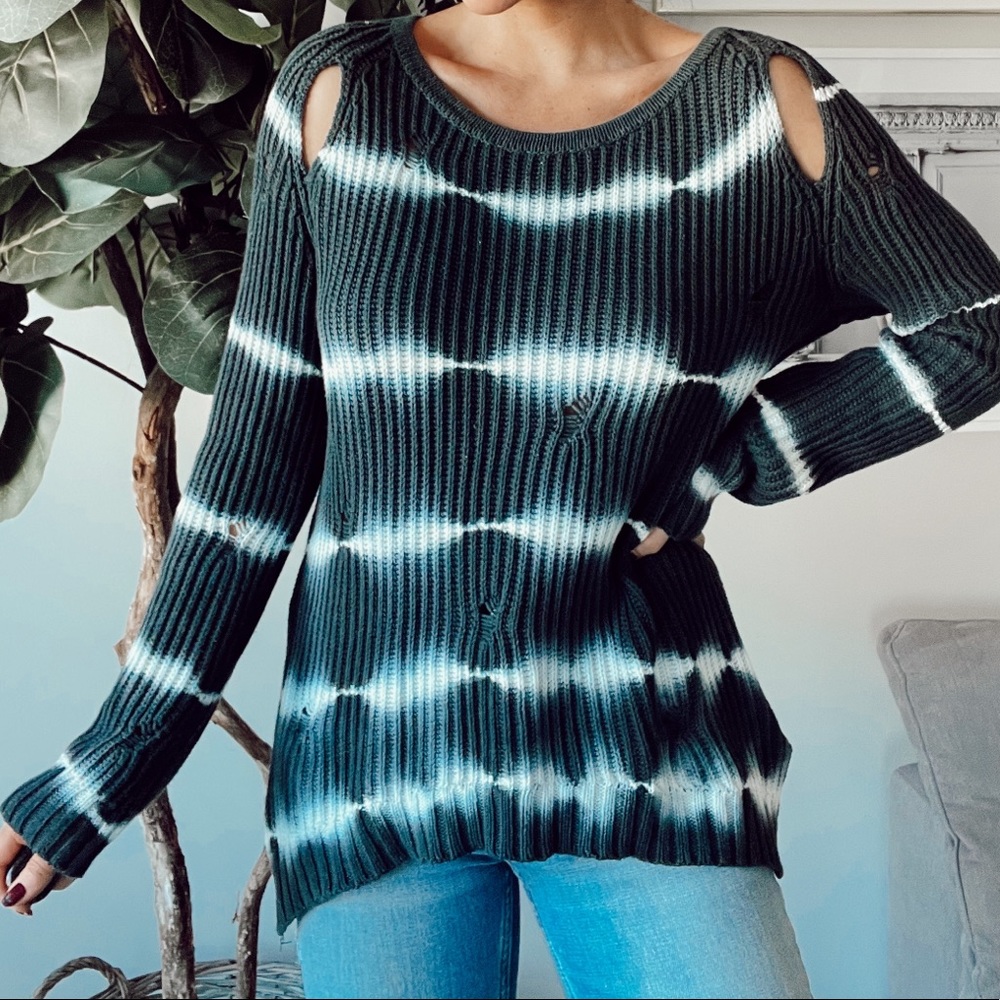 WOMENS TIE DYE SWEATER WITH CUTOUTS